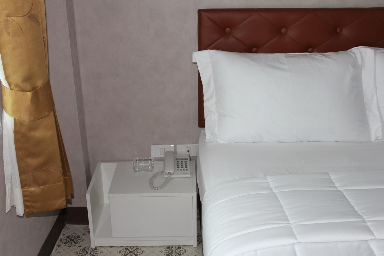 Everest Boutique Hotel 방콕 외부 사진