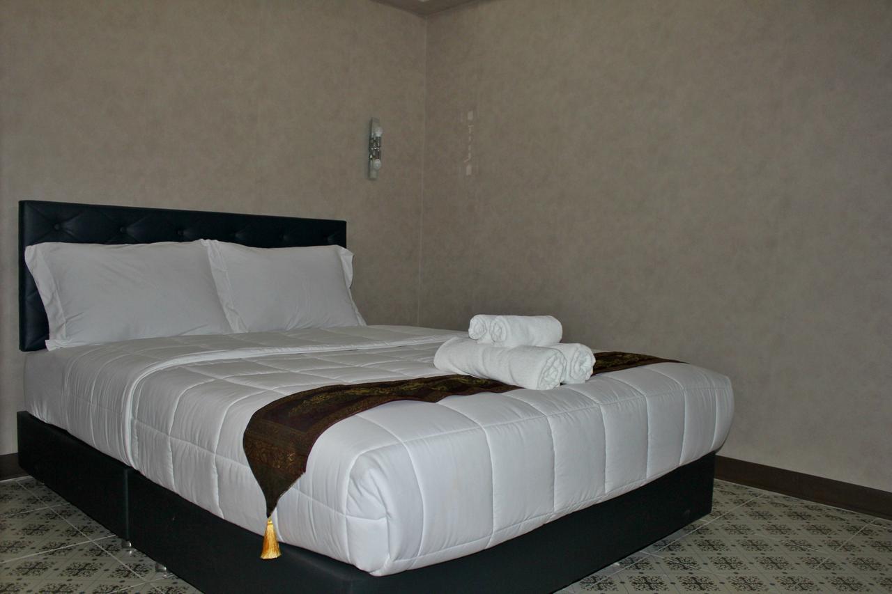 Everest Boutique Hotel 방콕 외부 사진