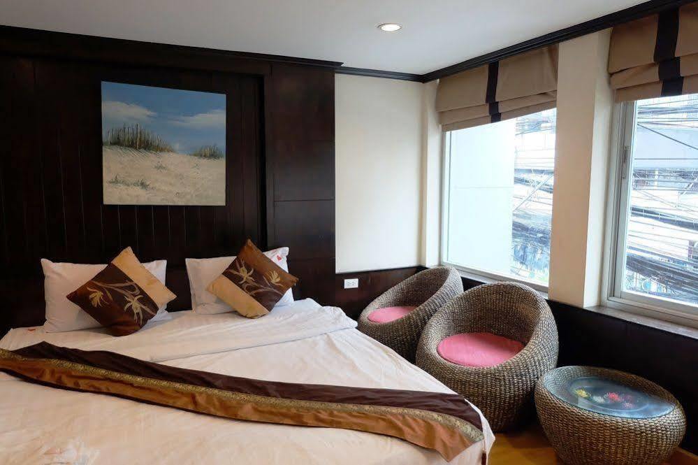 Everest Boutique Hotel 방콕 외부 사진