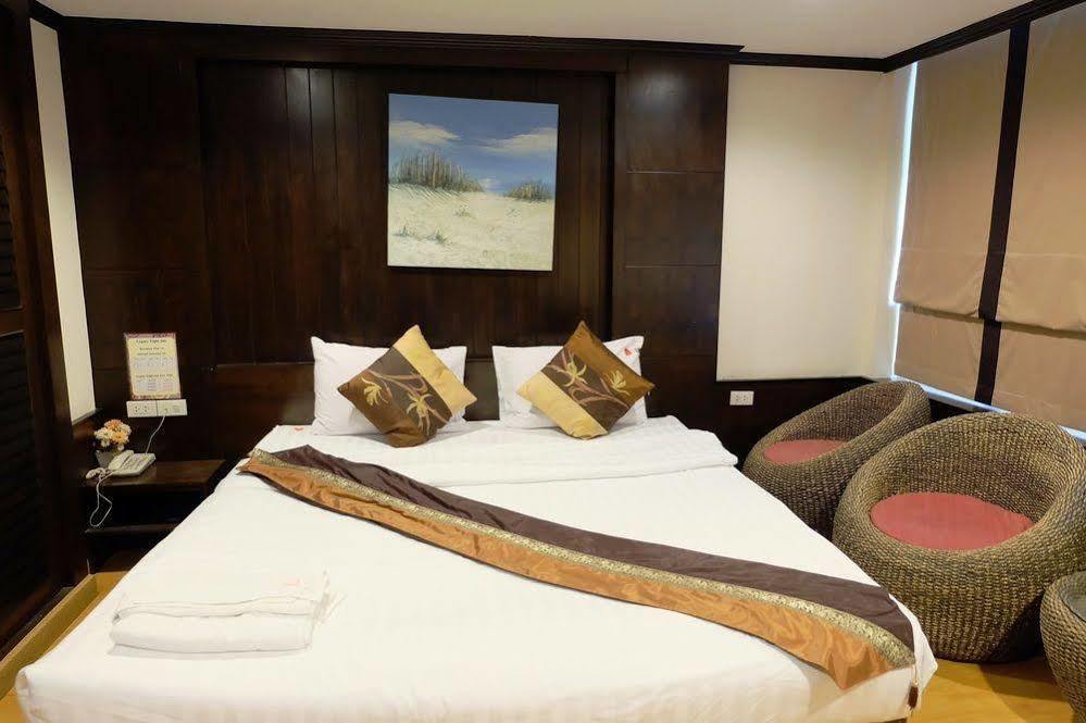 Everest Boutique Hotel 방콕 외부 사진